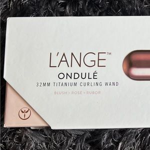 Brand New 32mm (1 1/4”) Lange Titanium Curling Wand